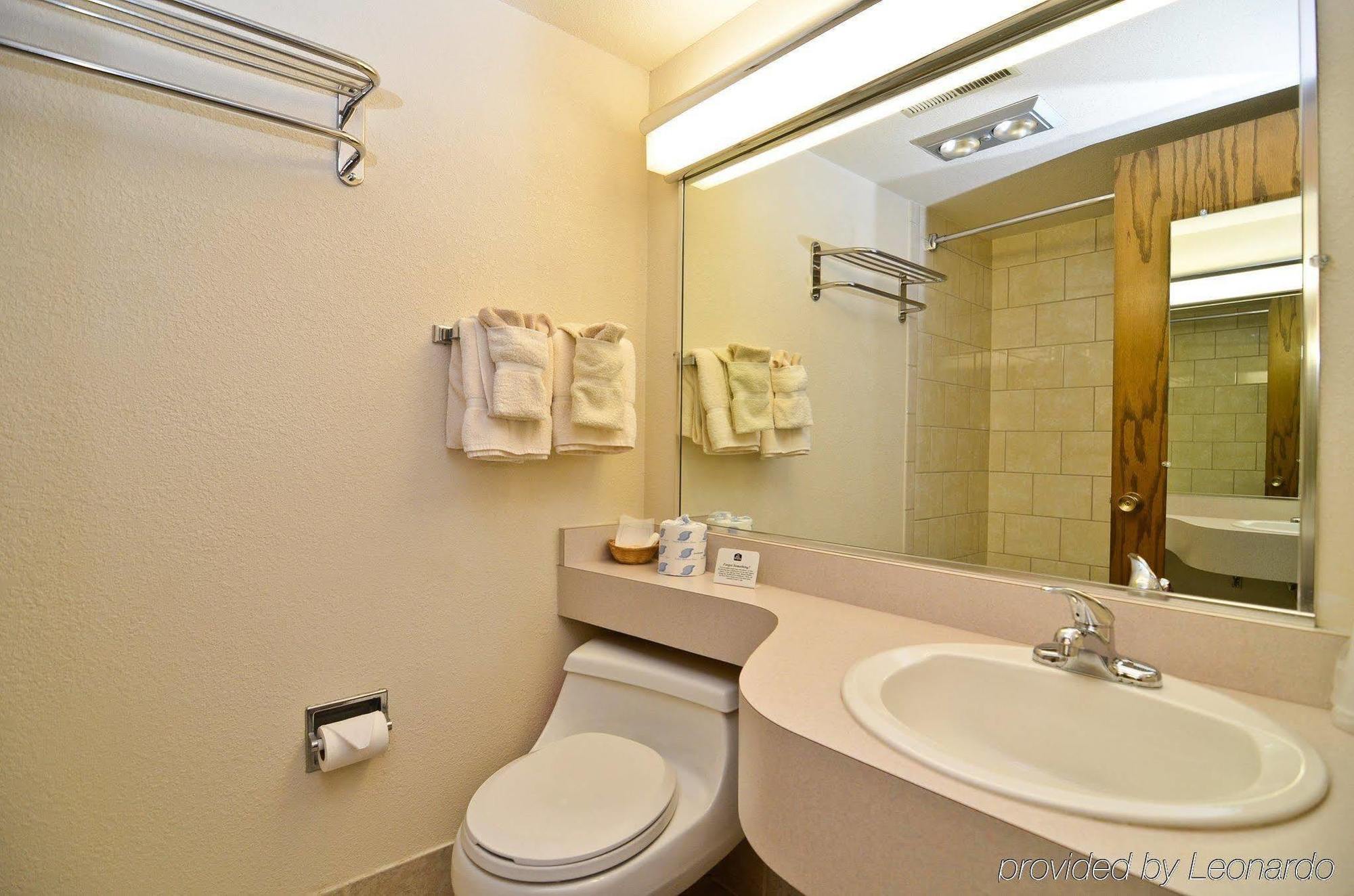 Lancaster Welcome Inn ภายนอก รูปภาพ